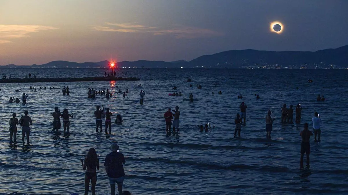 Total solar eclipse in Palma, Spain
